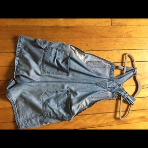 Vintage overalls!! Size medium